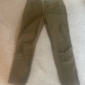 Kuhl resistor jean 34x32 khaki